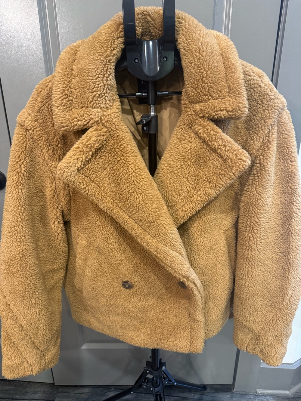 GAP Camel Teddy Jacket - Double-Breasted Plush Coat